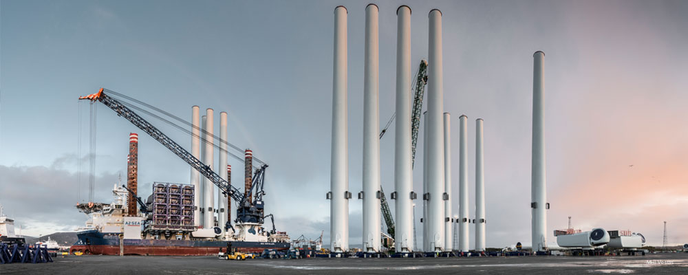 Offshore wind turbine at port